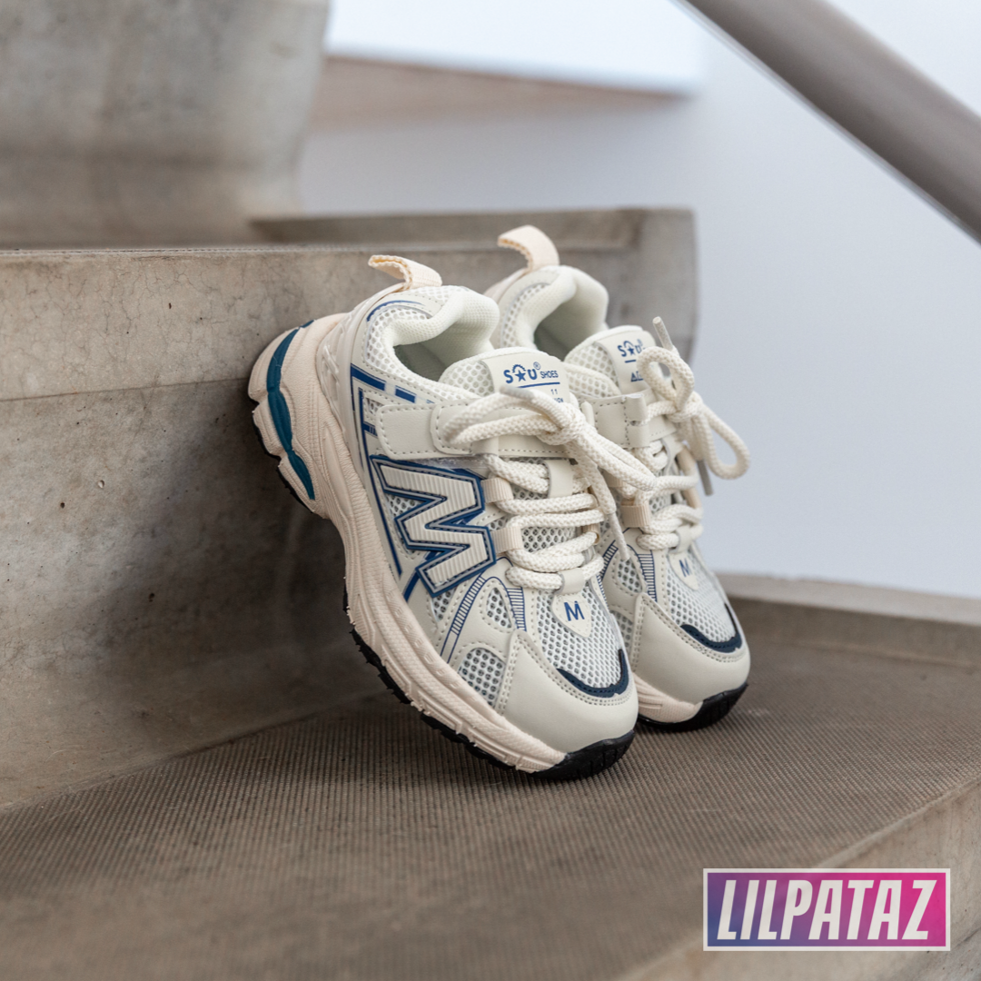 Moodz White (maat 37)