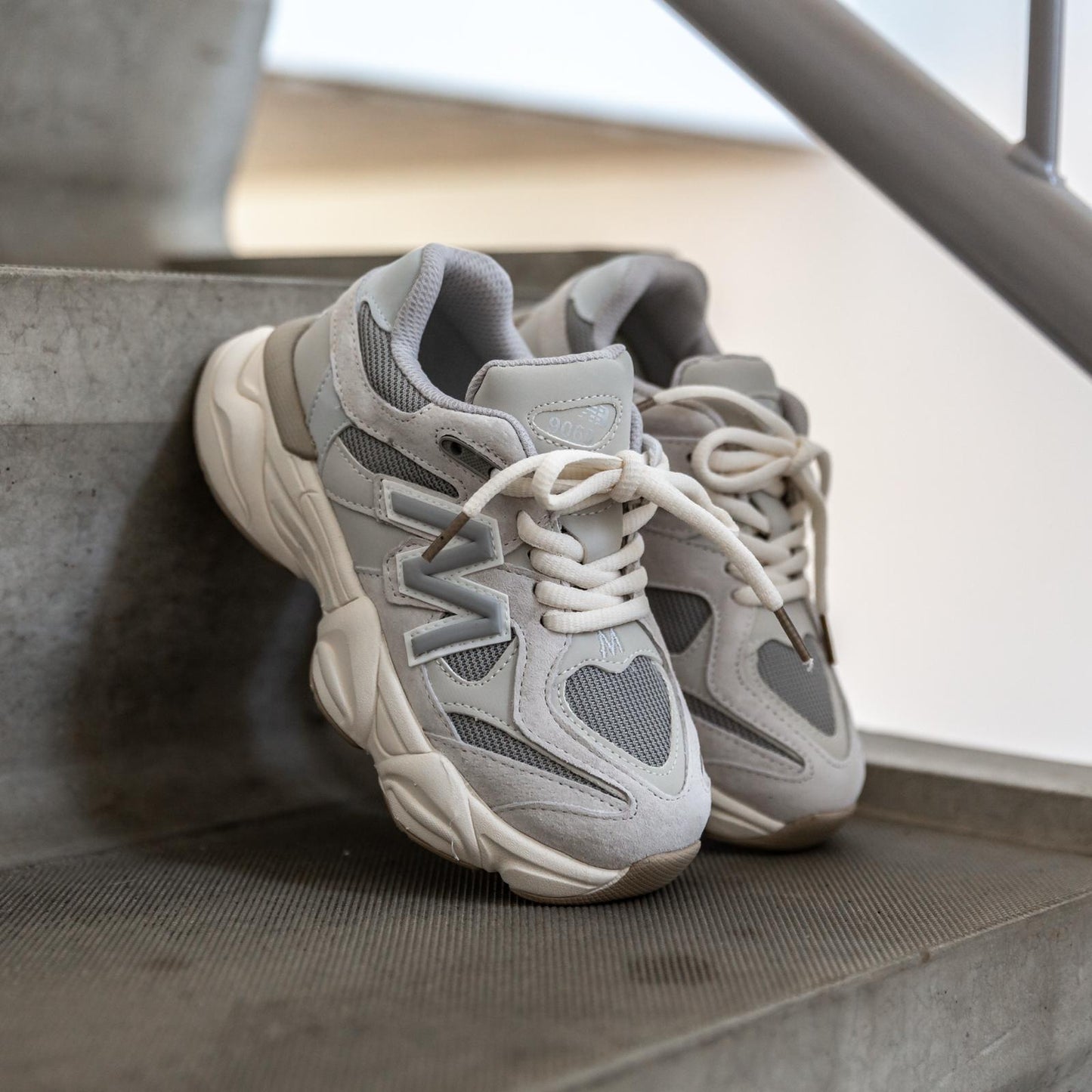 Beige kindersneaker Styloz Ivory – stijlvolle en comfortabele schoen voor jongens en meisjes